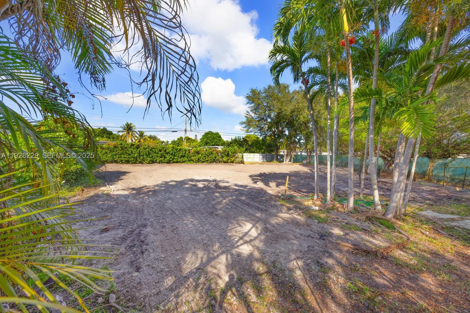   /   sq. ft. $ 2025-12-09 0 Photo