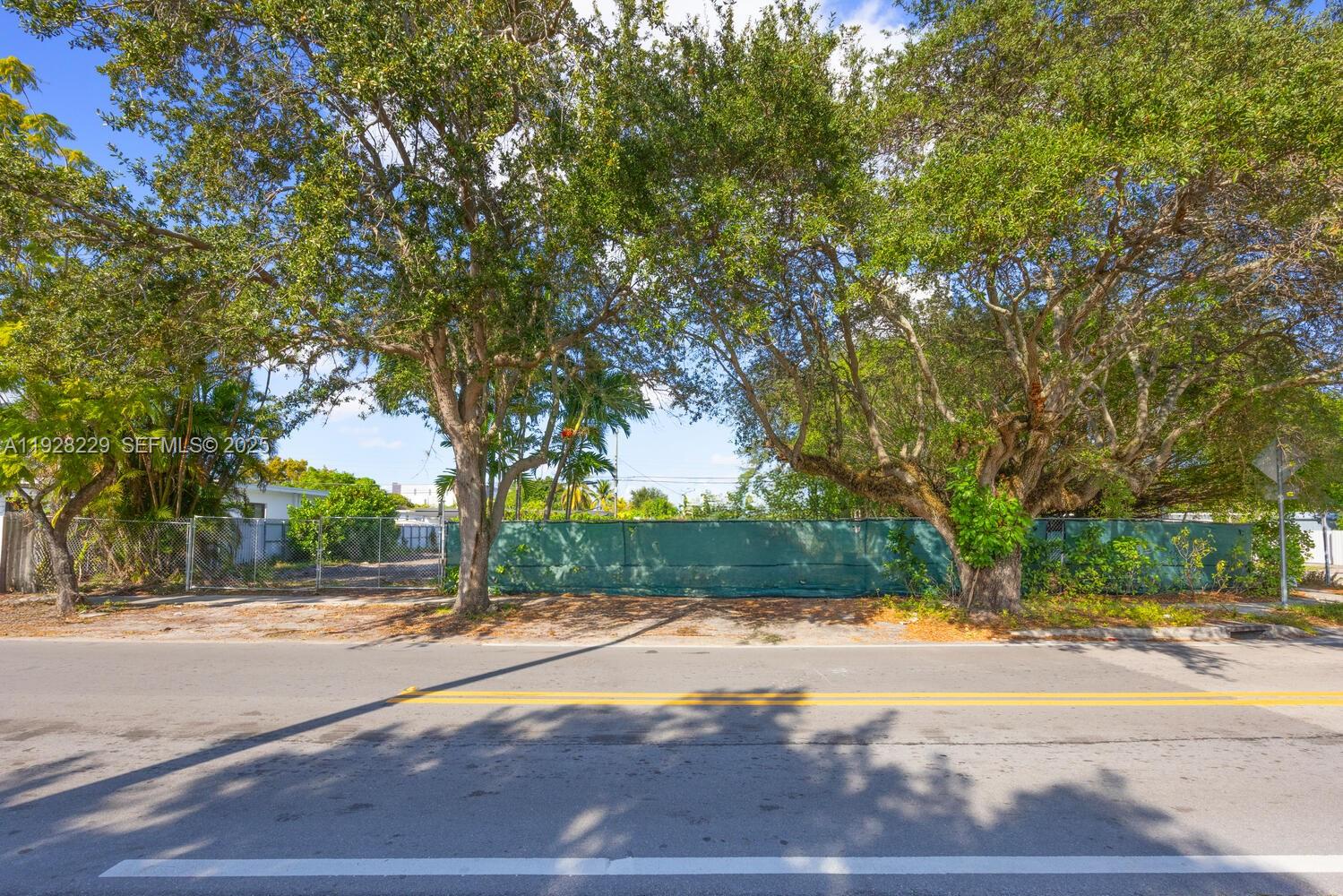   /   sq. ft. $ 2025-12-09 0 Photo