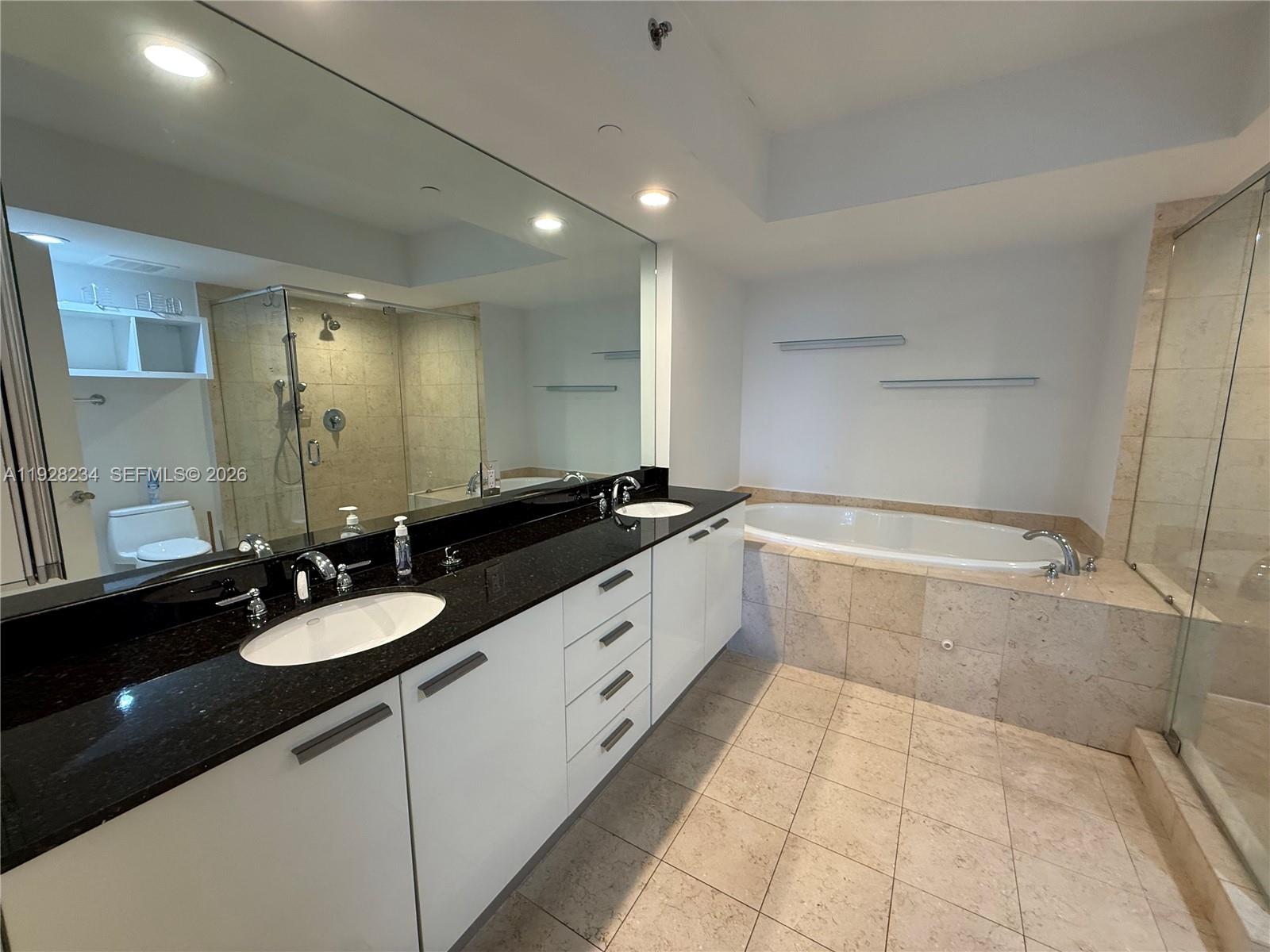 3006 2 / 2 1458 sq. ft. $ 2026-05-14 0 foto