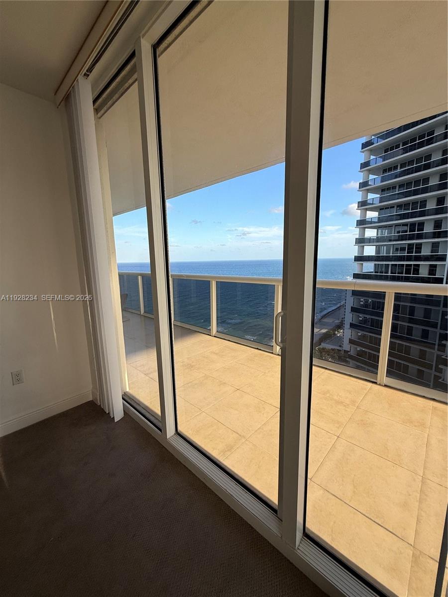 3006 2 / 2 1458 sq. ft. $ 2026-05-14 0 foto