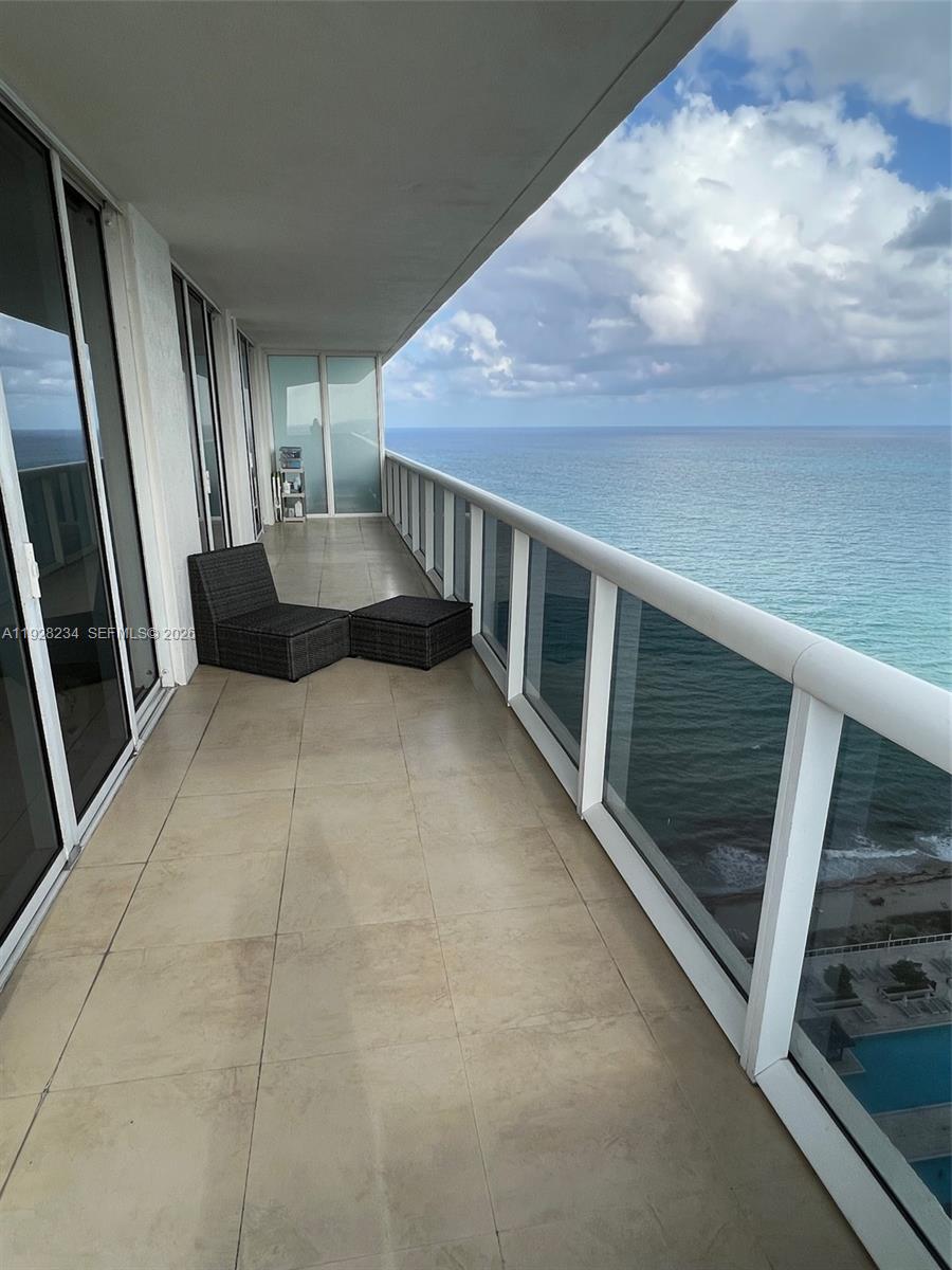 3006 2 / 2 1458 sq. ft. $ 2026-05-14 0 foto