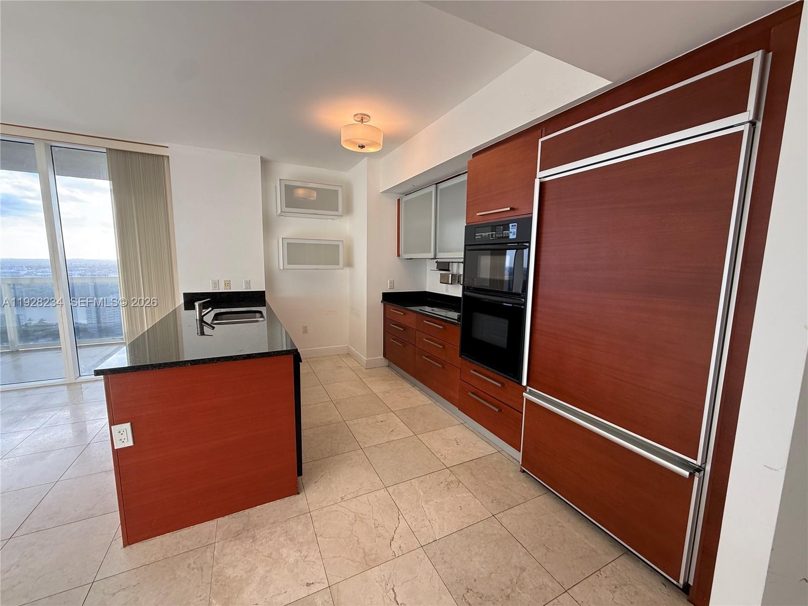 3006 2 / 2 1458 sq. ft. $ 2026-05-14 0 foto