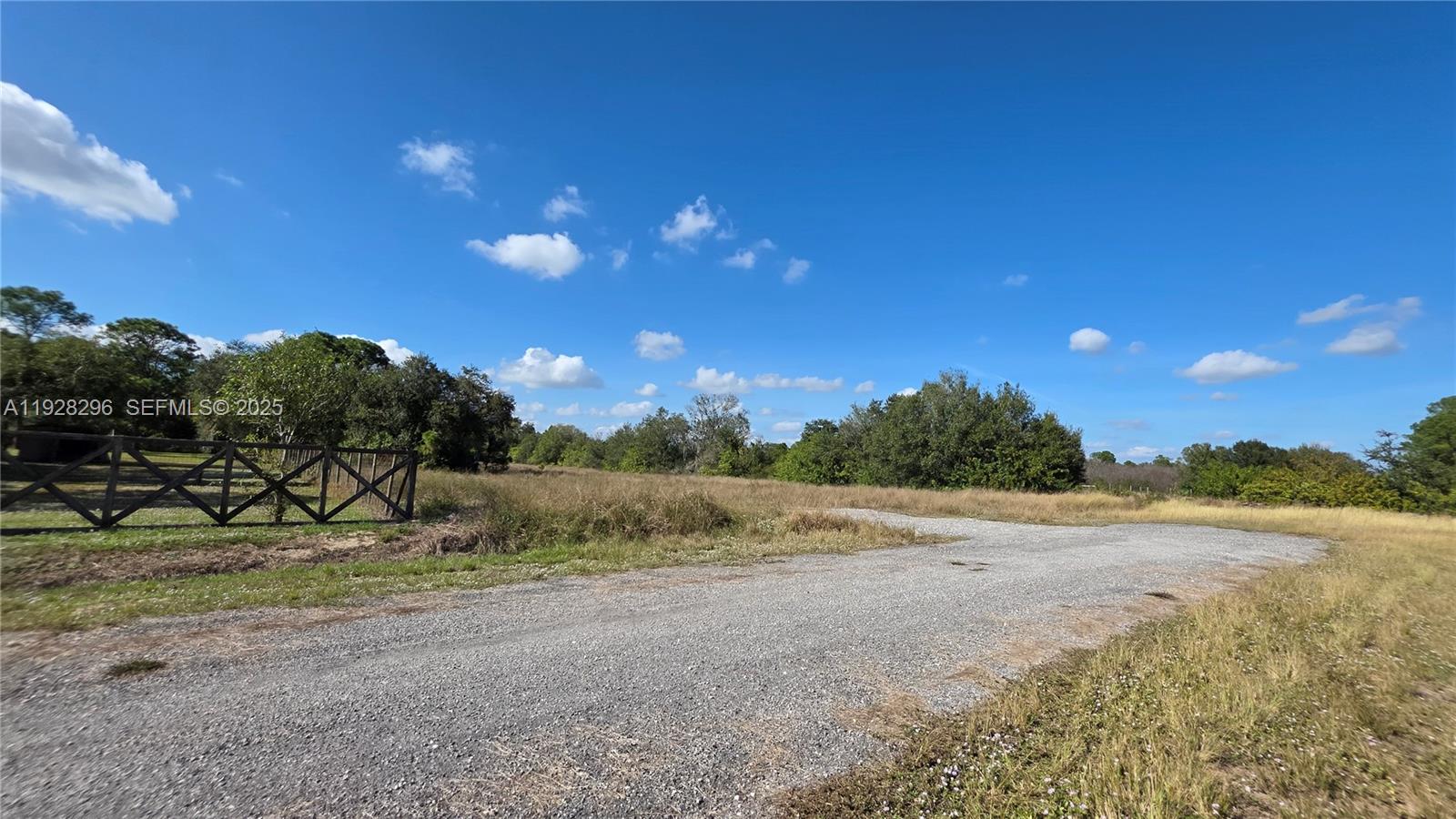 Ver detalles / sq. ft. $ 2025-12-10 0 foto