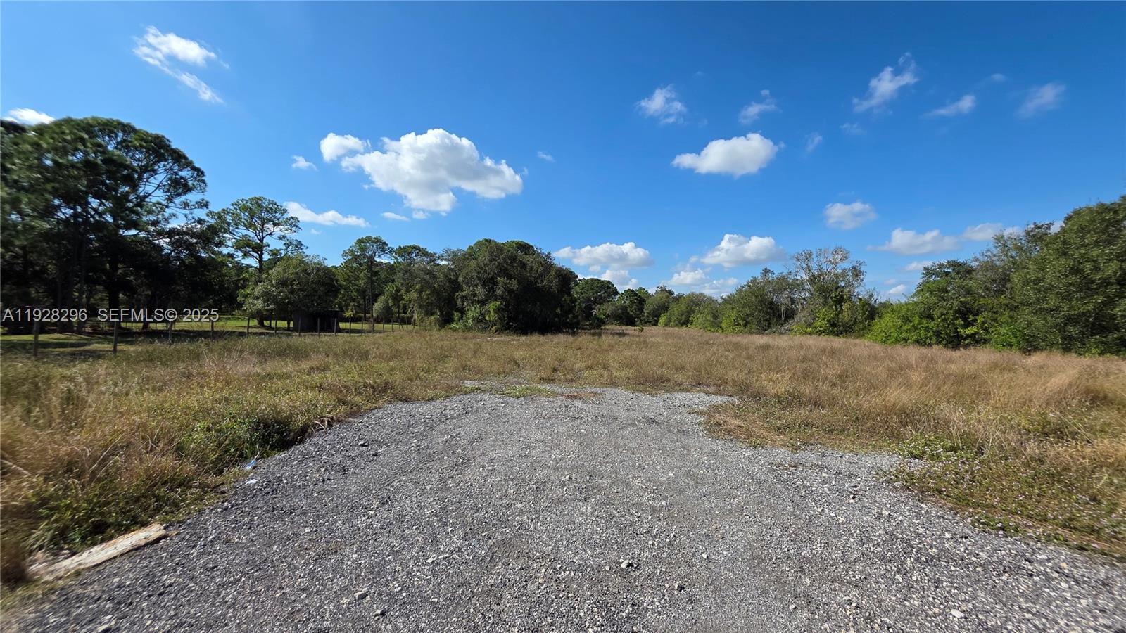 Ver detalles / sq. ft. $ 2025-12-10 0 foto