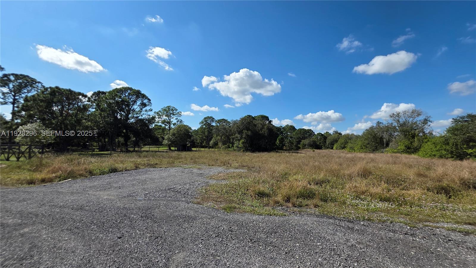 Ver detalles / sq. ft. $ 2025-12-10 0 foto