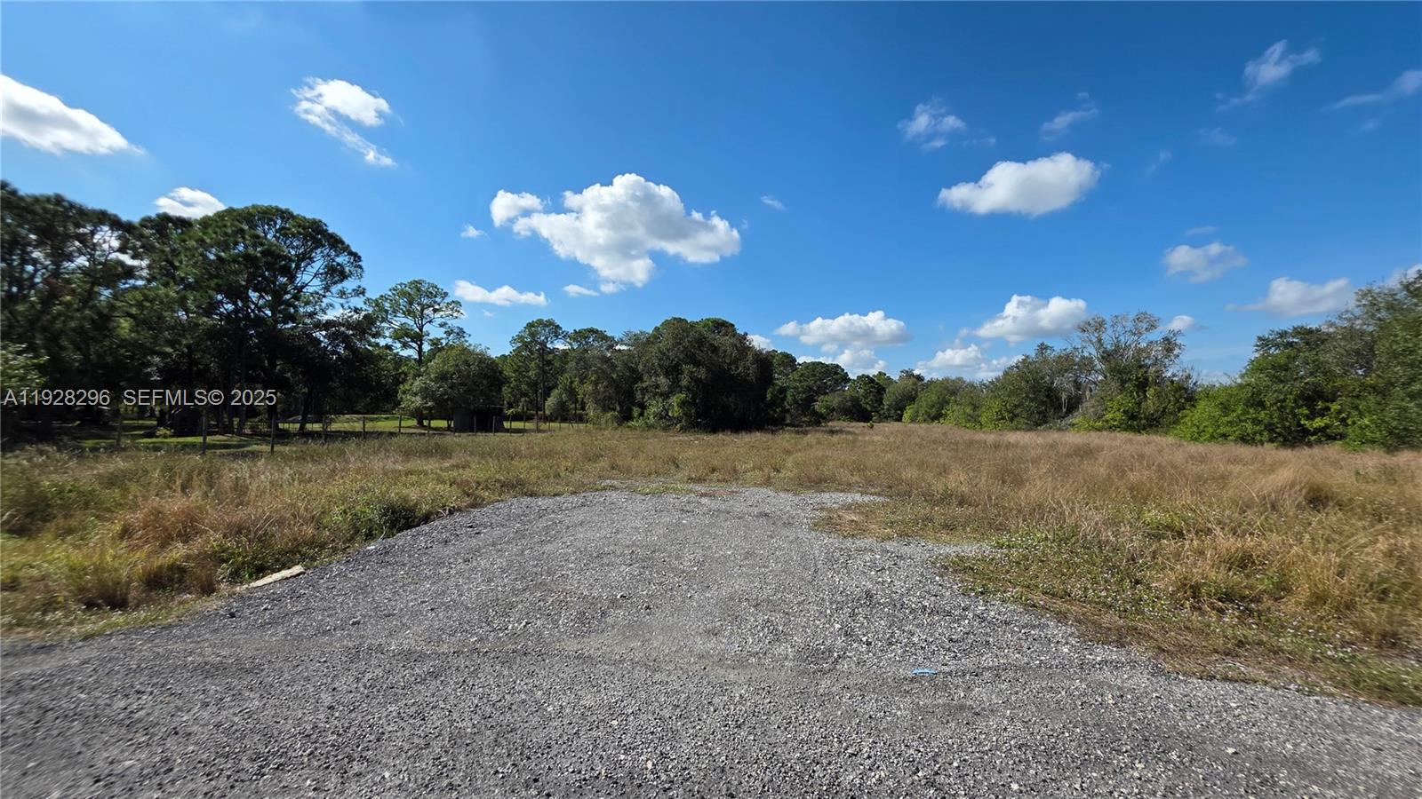 Ver detalles / sq. ft. $ 2025-12-10 0 foto