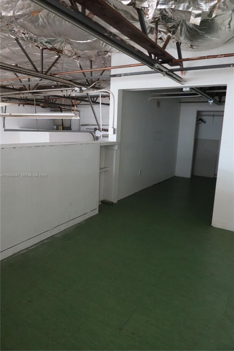 See details / sq. ft. $ 2025-12-10 0 Photo