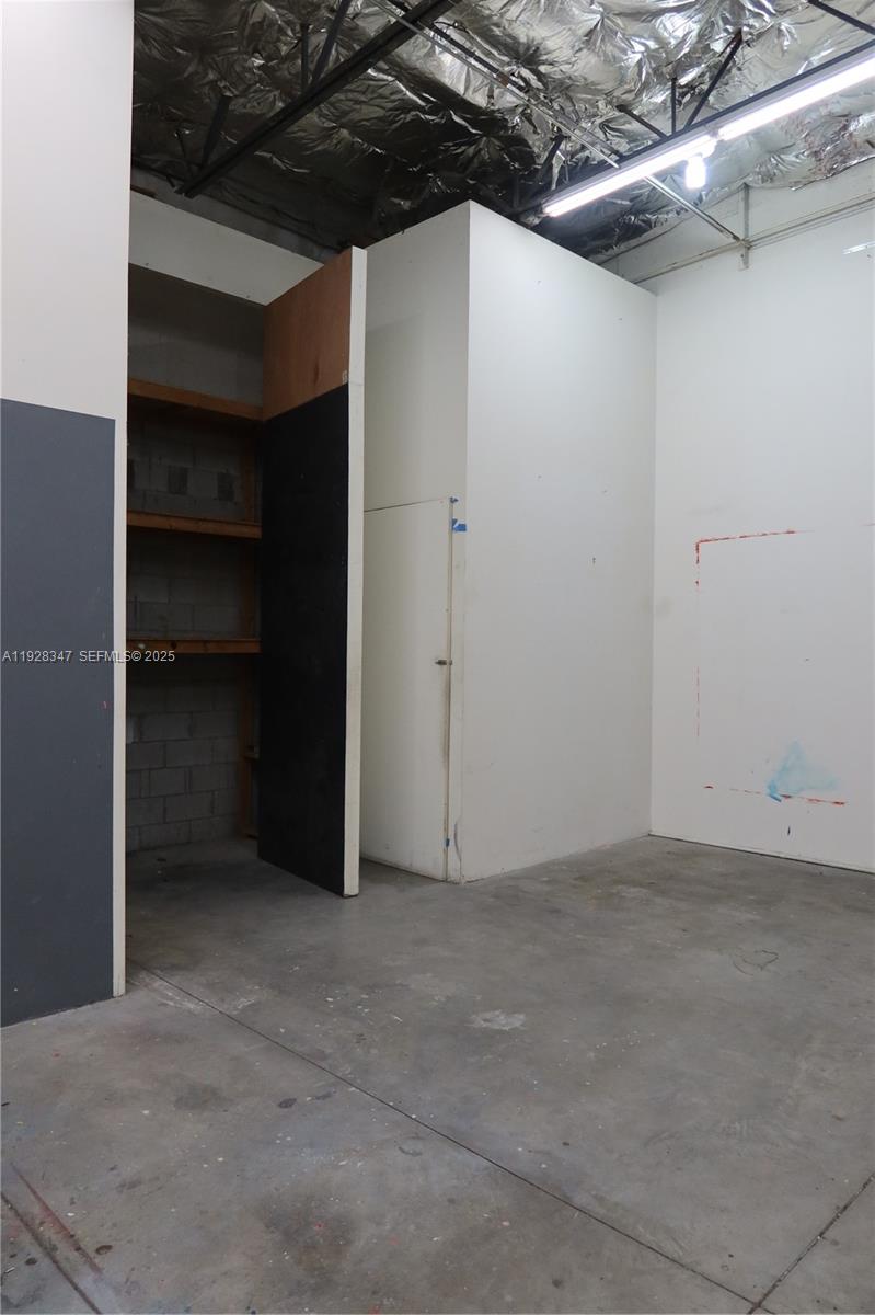 See details / sq. ft. $ 2025-12-10 0 Photo