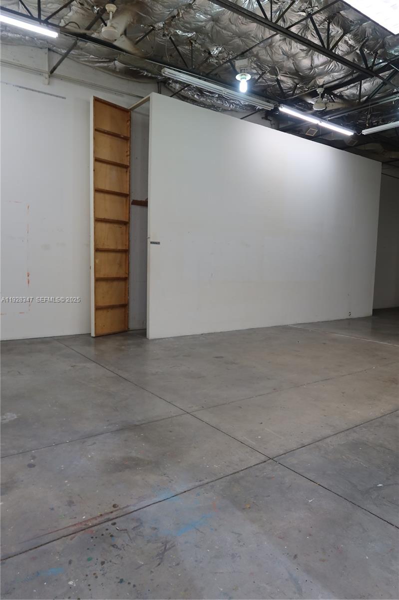 See details / sq. ft. $ 2025-12-10 0 Photo