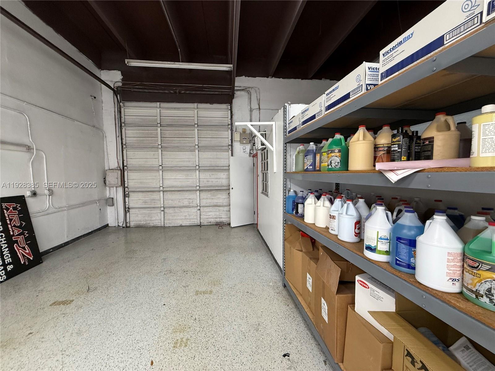 See details 10674 / sq. ft. $ 2025-12-10 0 Photo