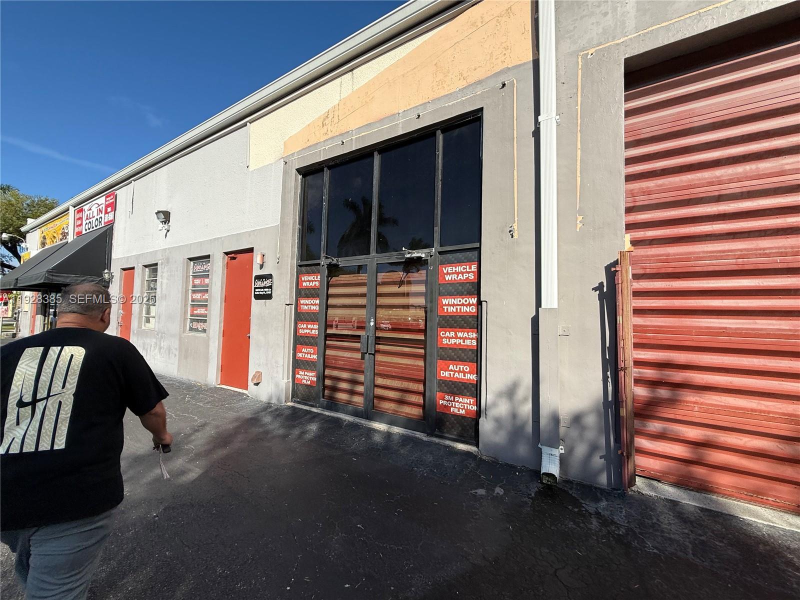 See details 10674 / sq. ft. $ 2025-12-10 0 Photo