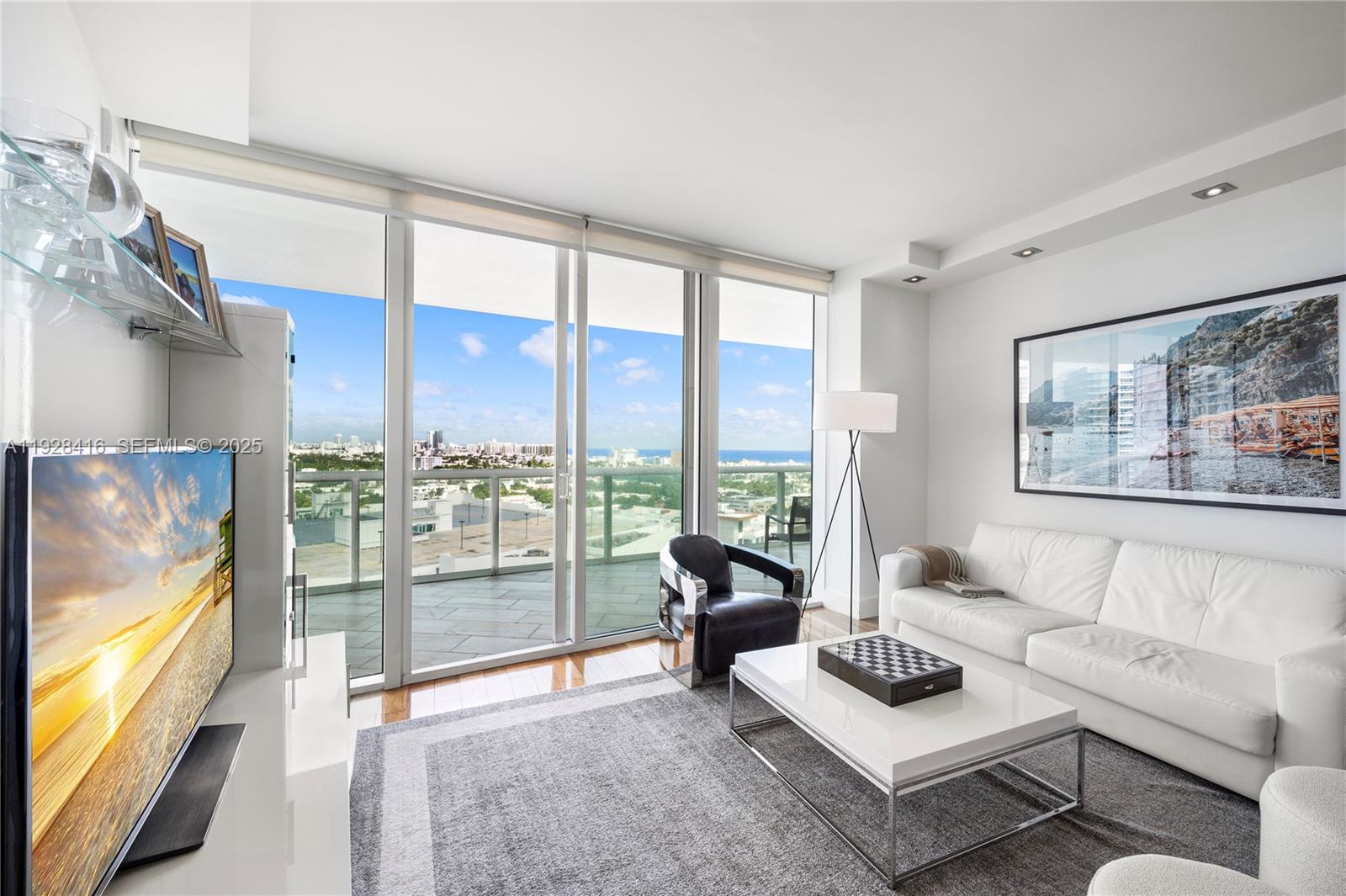 Photo of 450 Alton Rd #1610, Miami Beach, Florida, 33139 -