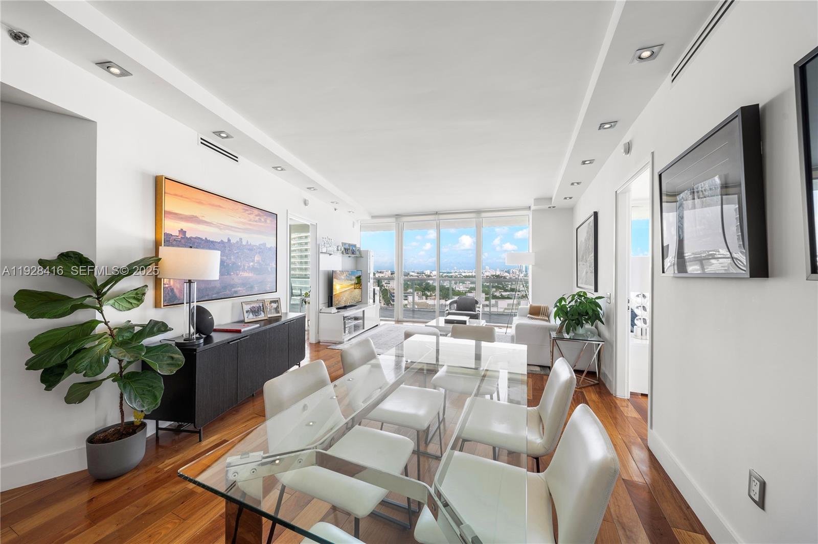 Photo of 450 Alton Rd #1610, Miami Beach, Florida, 33139 -