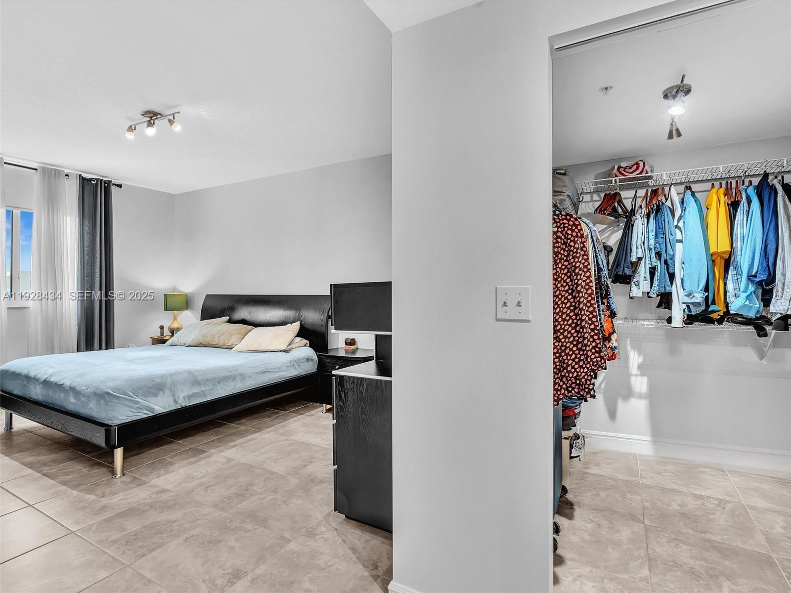 Photo of 18800 29th Ave #822, Aventura, Florida, 33180 -