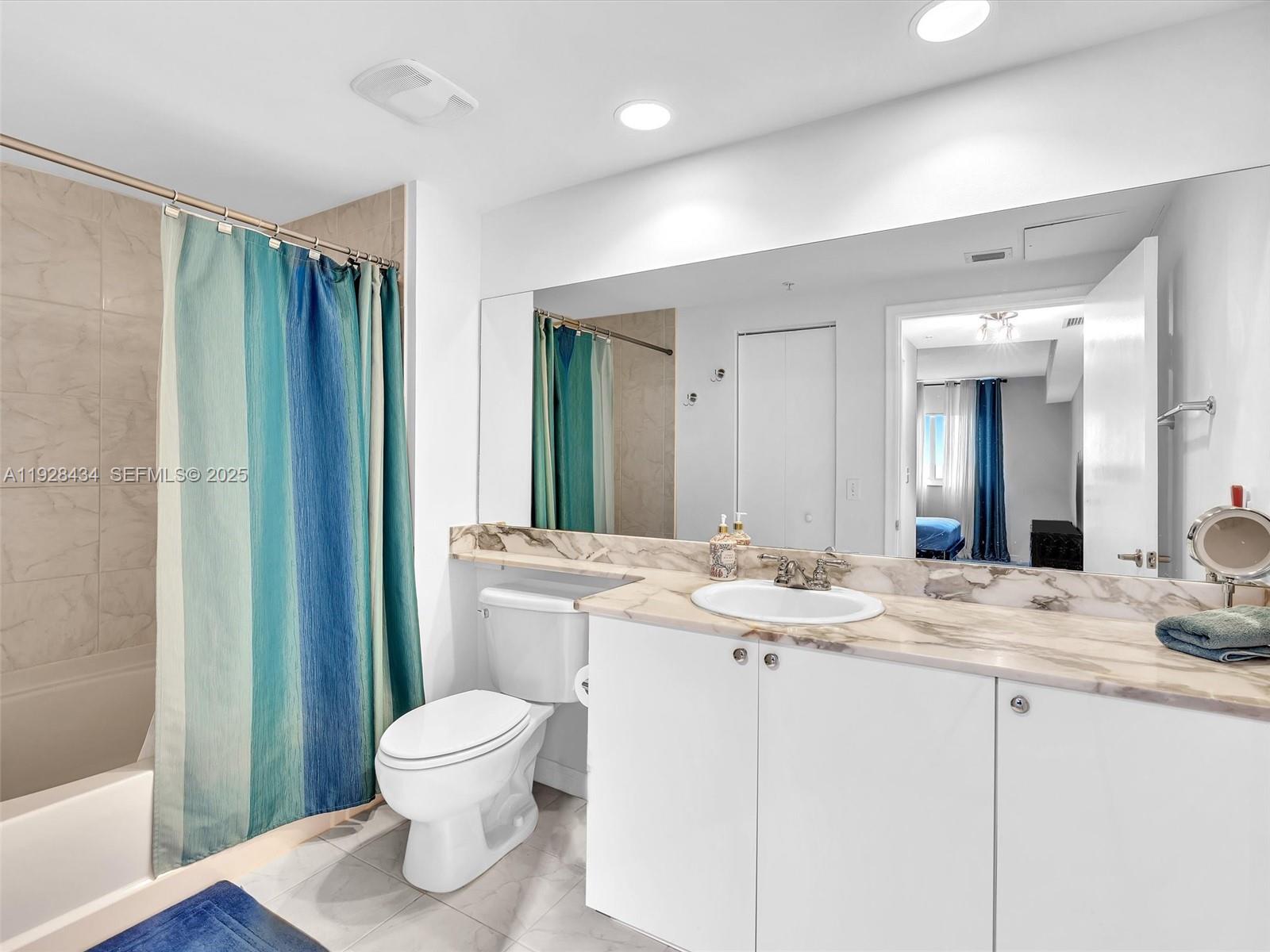 Photo of 18800 29th Ave #822, Aventura, Florida, 33180 -