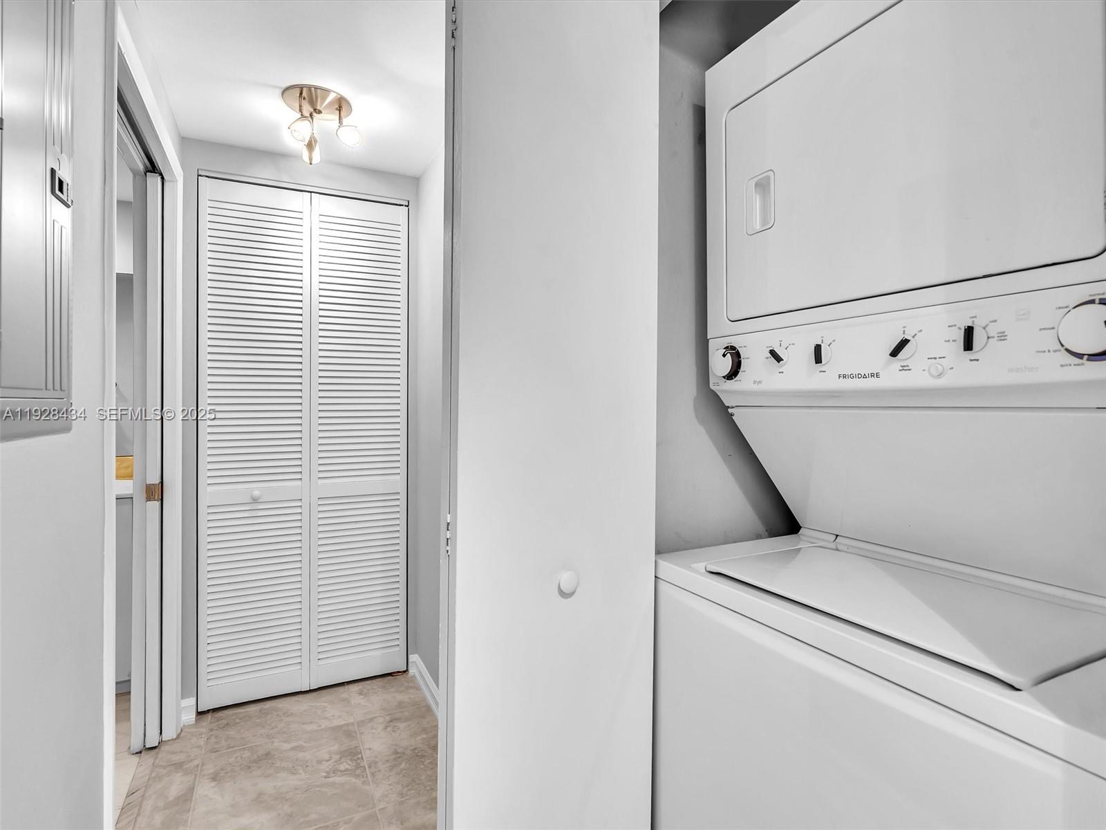 Photo of 18800 29th Ave #822, Aventura, Florida, 33180 -