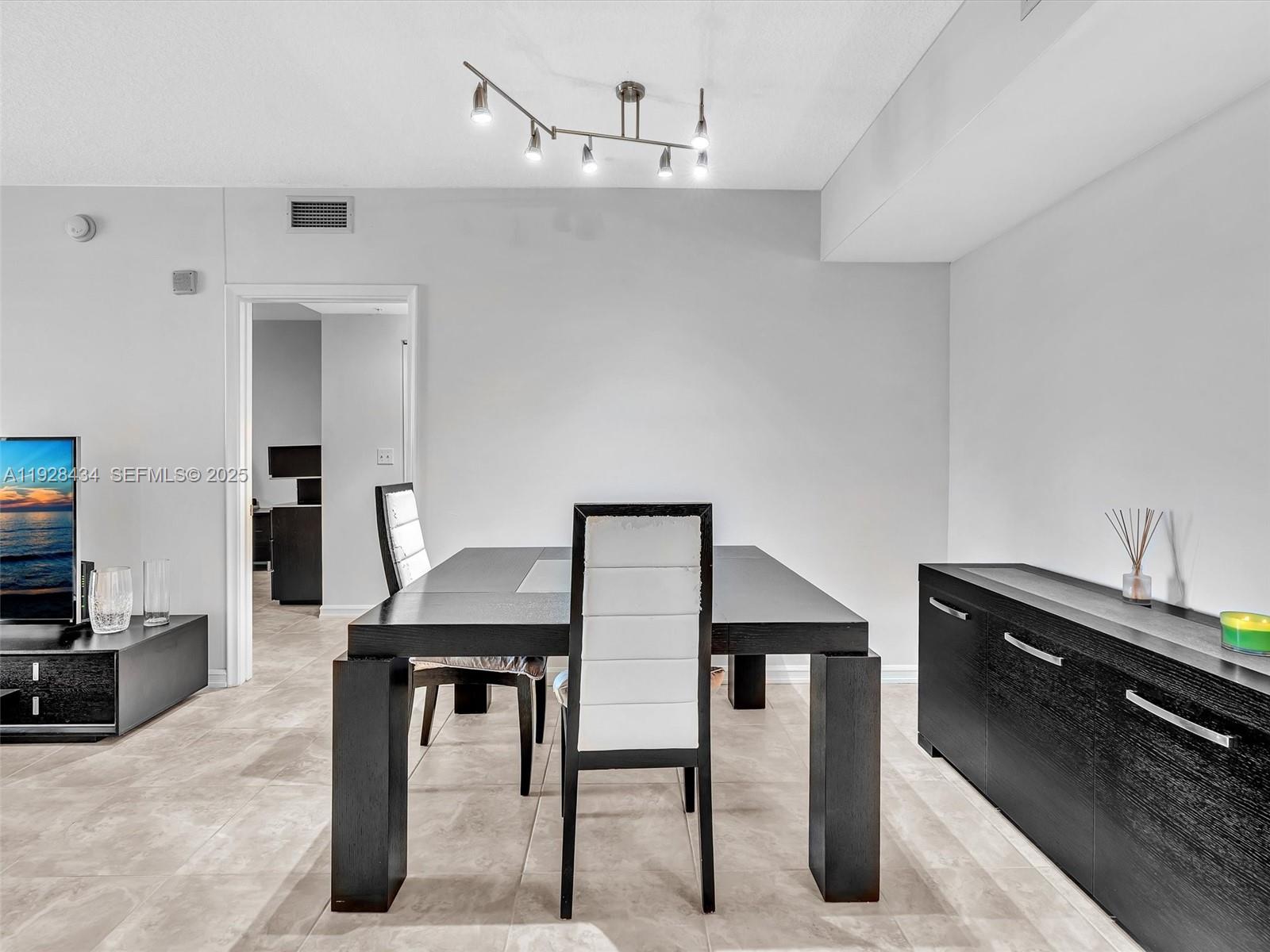 Photo of 18800 29th Ave #822, Aventura, Florida, 33180 -