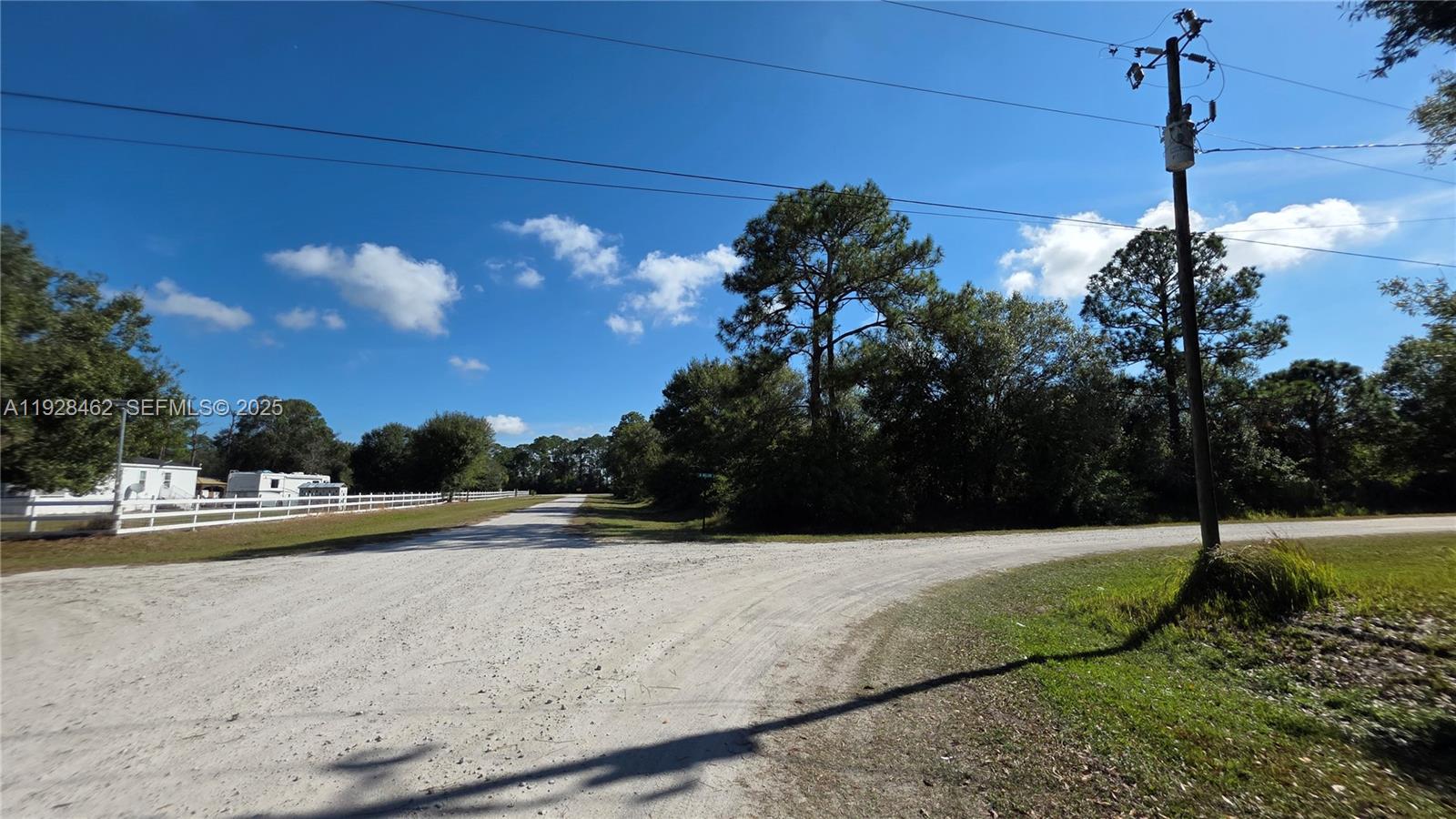 Подробнее / кв.футов $ 2025-12-10 0 Фото