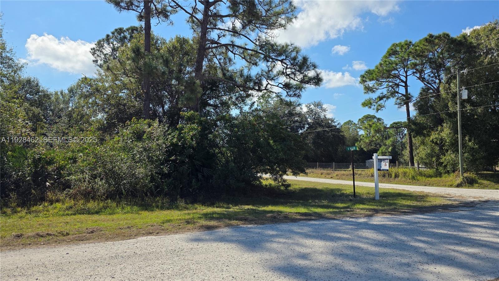 Подробнее / кв.футов $ 2025-12-10 0 Фото