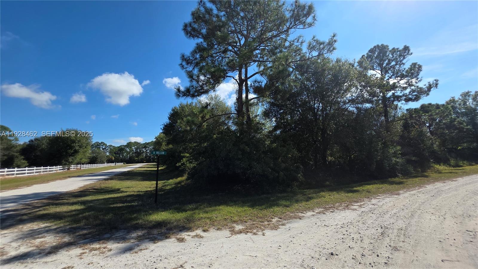 Подробнее / кв.футов $ 2025-12-10 0 Фото