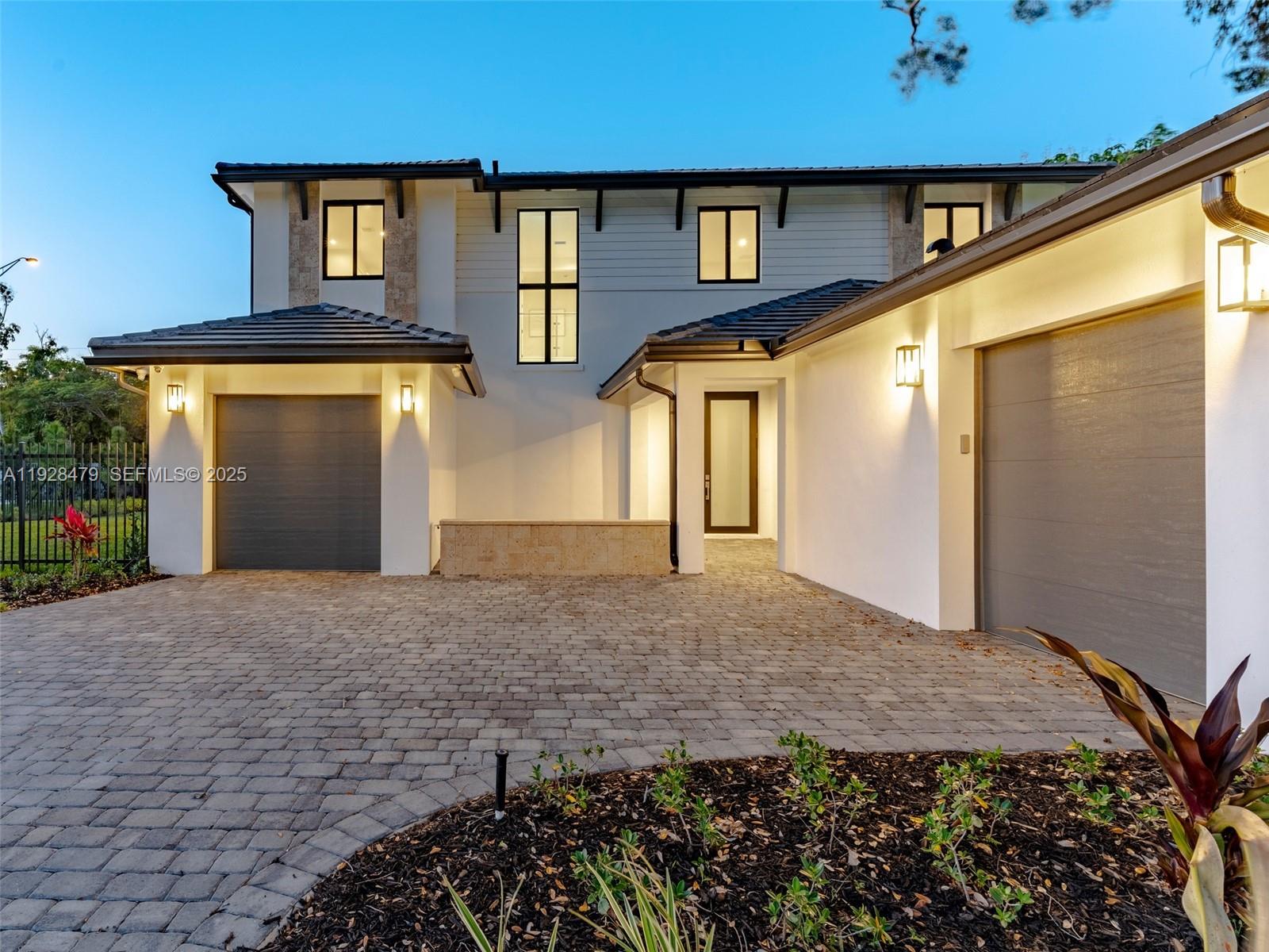 Подробнее 7285 4 / 4 4143 кв.футов $ 2025-12-10 0 Фото