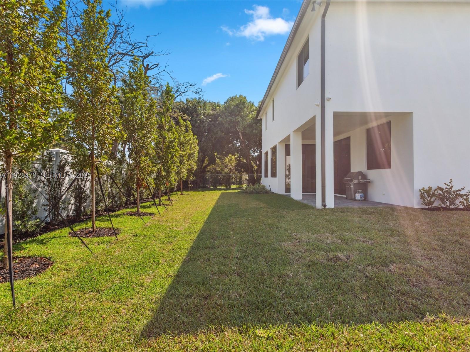 Подробнее 7285 4 / 4 4143 кв.футов $ 2025-12-10 0 Фото