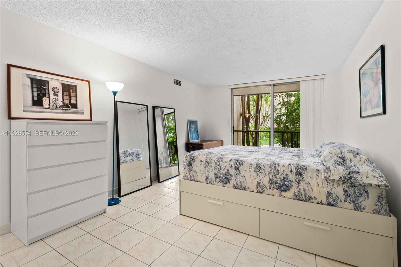 Photo of 2101 Atlantic Shores Blvd  #118, Hallandale Beach, Florida, 33009 - 