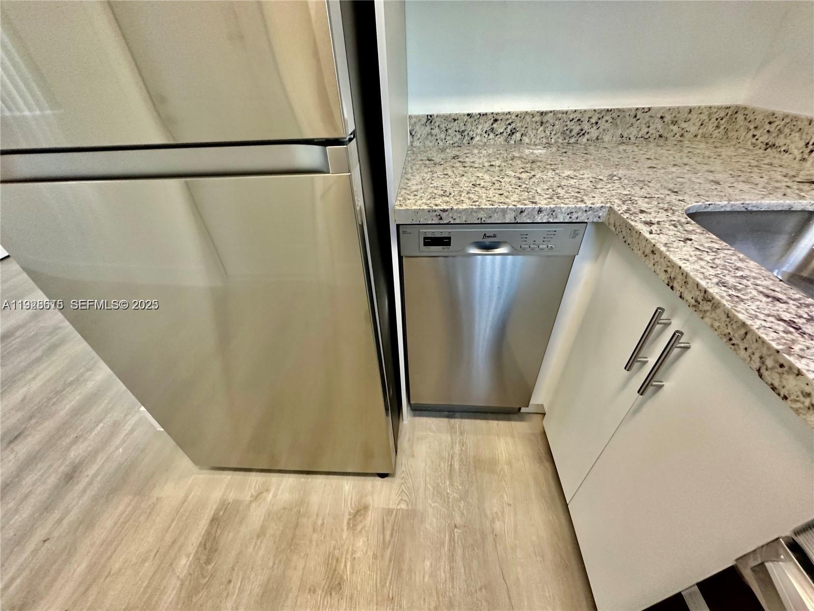   /  1394 sq. ft. $ 2025-12-10 0 Photo