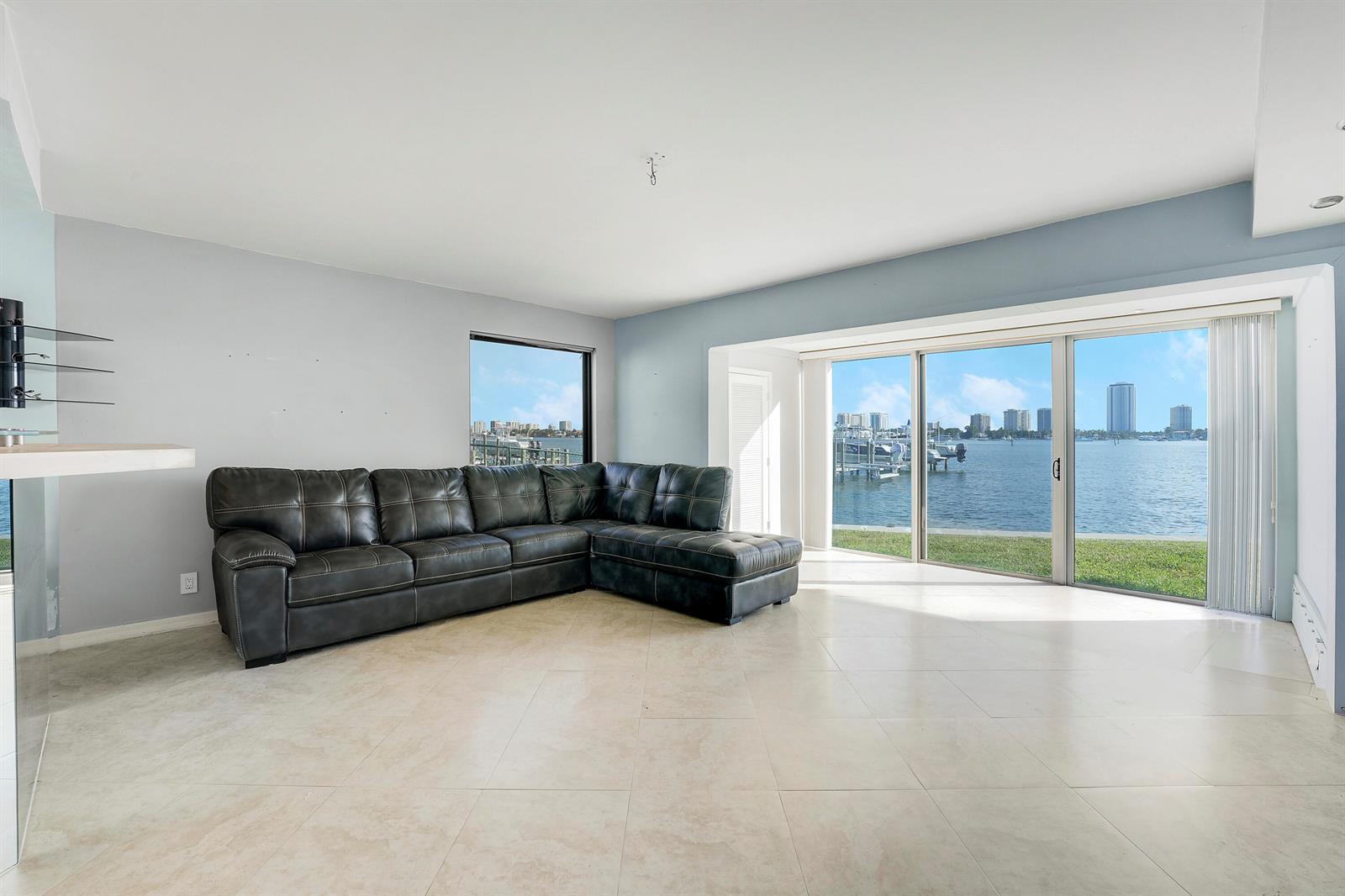 Ver detalles / 0 sq. ft. $ 2026-03-17 0 foto