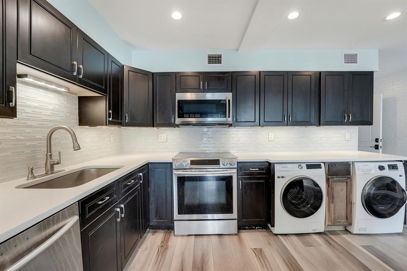 Ver detalles / 0 sq. ft. $ 2026-03-17 0 foto
