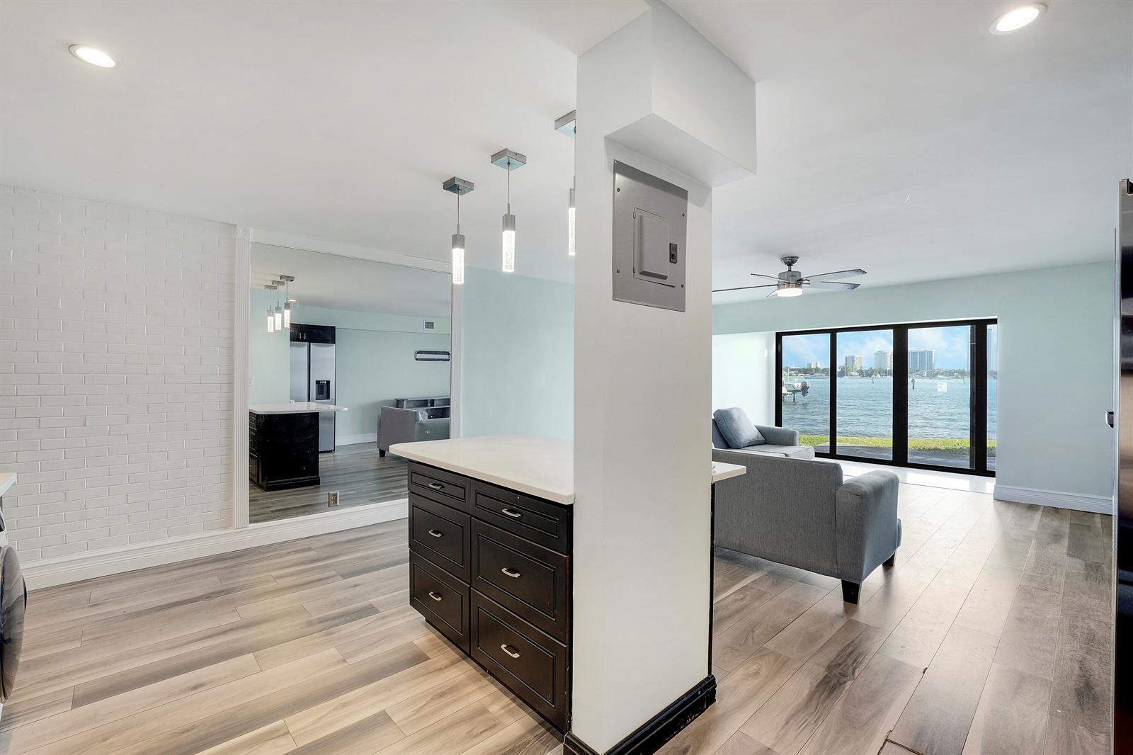 Ver detalles / 0 sq. ft. $ 2026-03-17 0 foto
