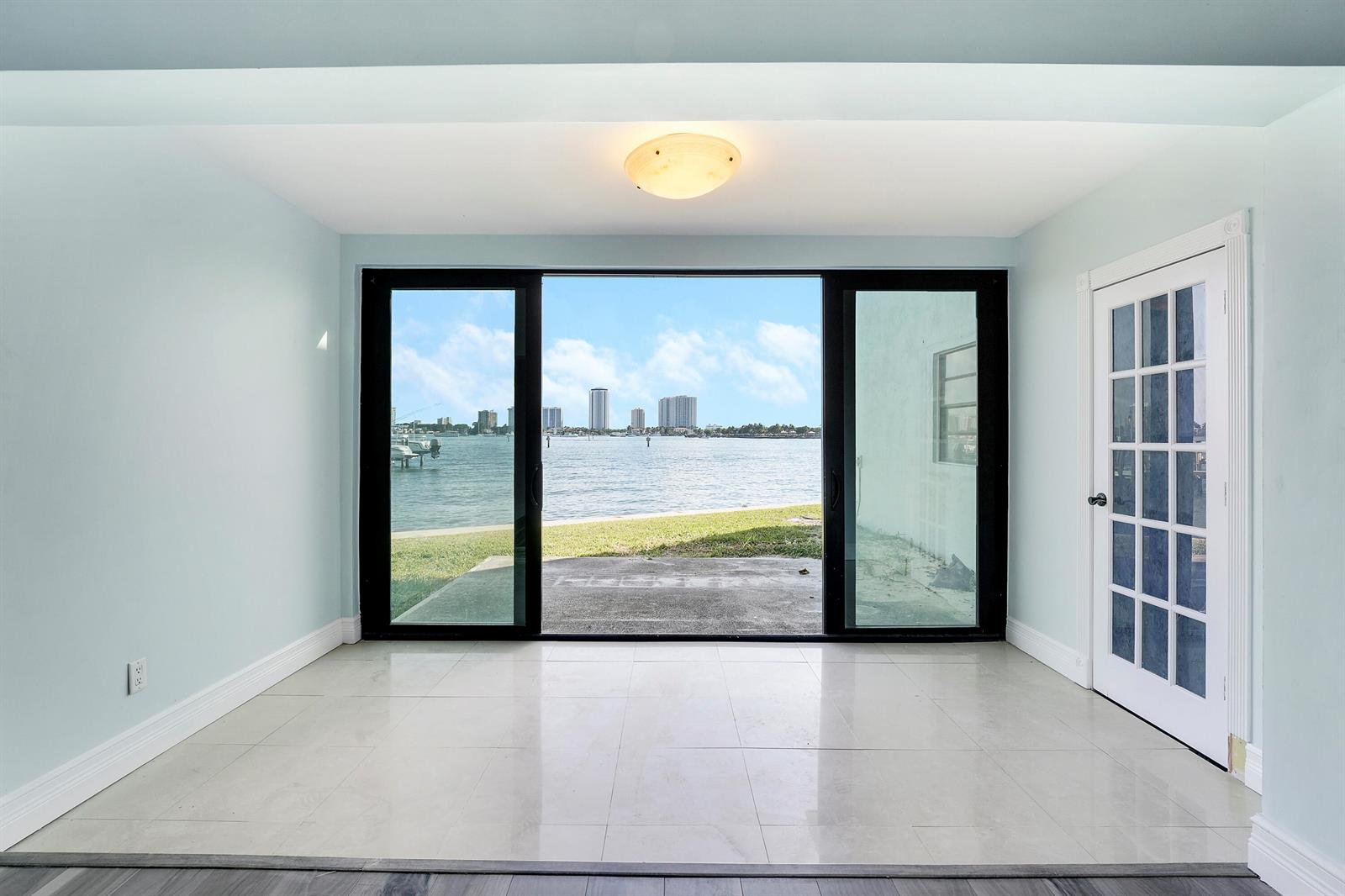 Ver detalles / 0 sq. ft. $ 2026-03-17 0 foto