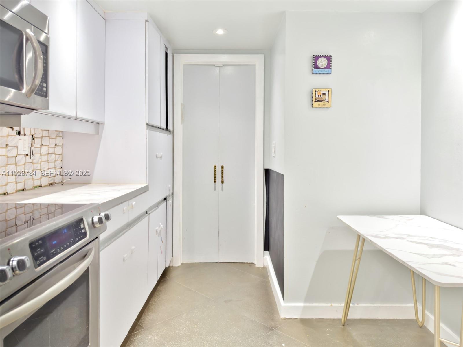 Photo of 600 Three Islands Blvd #1112, Hallandale Beach, Florida, 33009 -