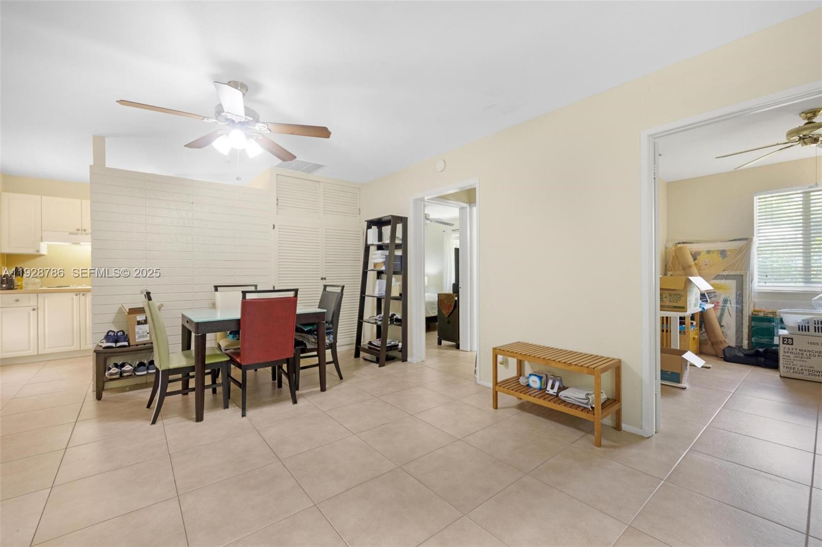 See details / 1828 sq. ft. $ 2025-12-10 0 Photo