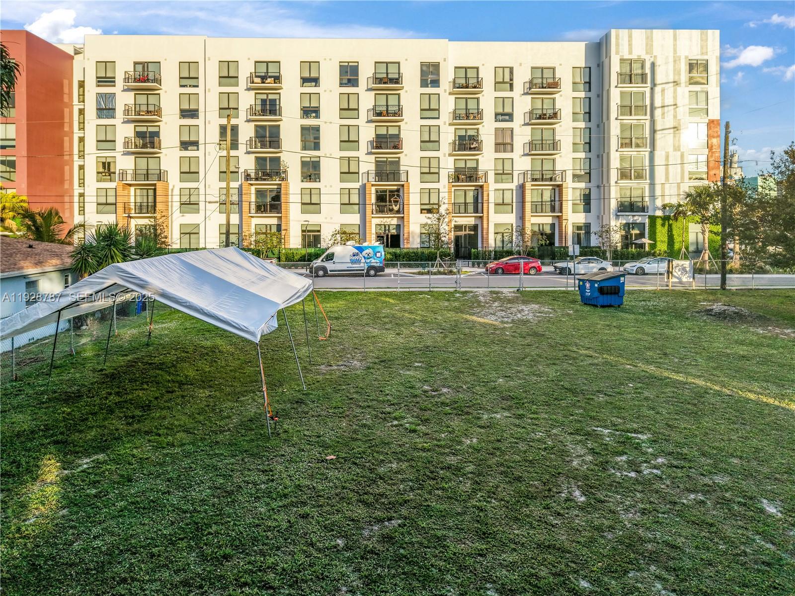 Ver detalles / sq. ft. $ 2025-12-10 0 foto