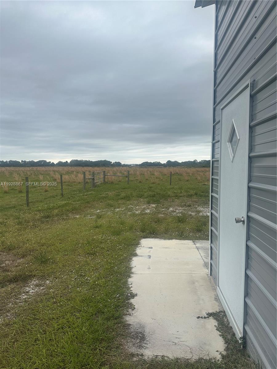 See details / sq. ft. $ 2025-12-10 0 Photo