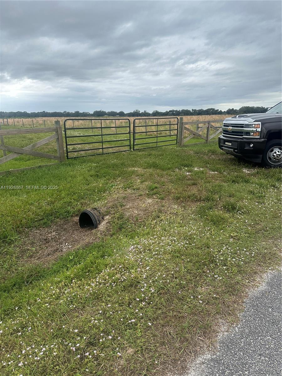 See details / sq. ft. $ 2025-12-10 0 Photo