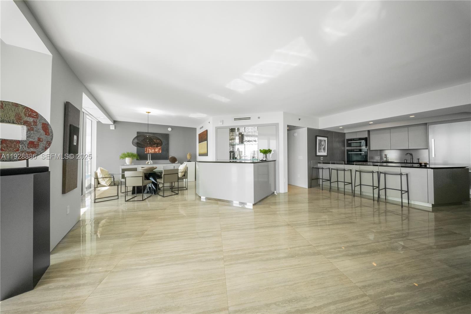 Photo of 450 Alton Rd  #3301, Miami Beach, Florida, 33139 - 