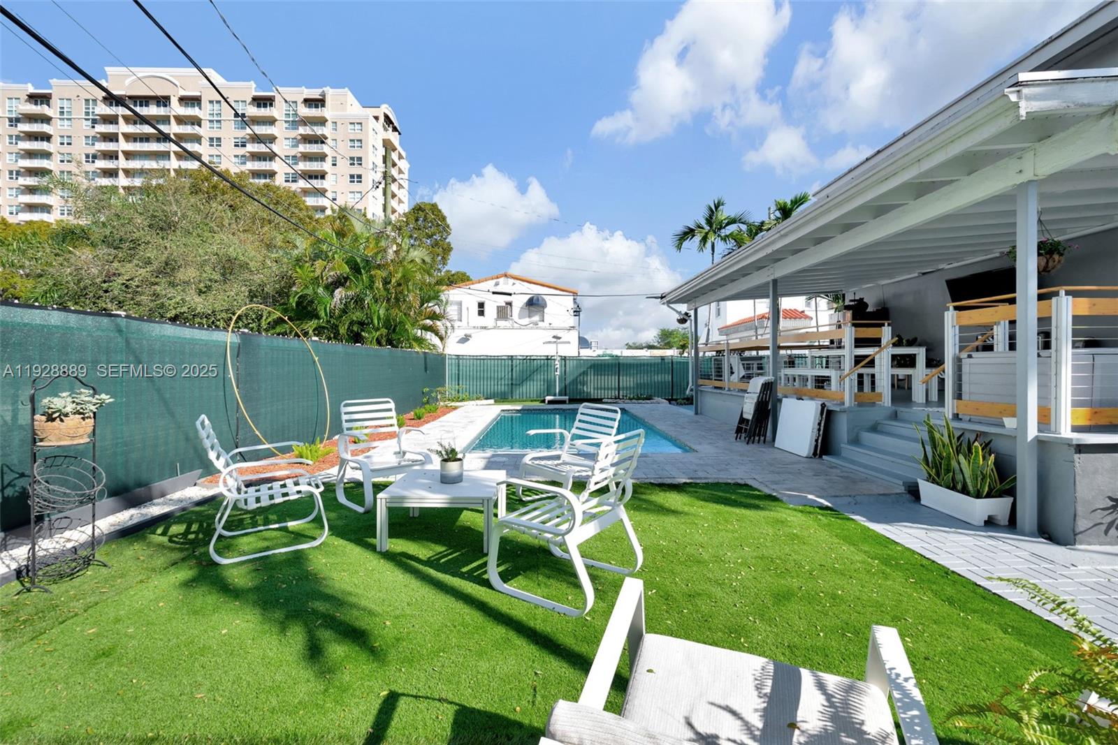 Подробнее / 2428 кв.футов $ 2025-12-11 0 Фото