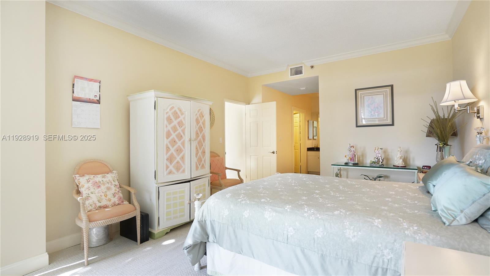 Photo of 3600 Mystic Pointe Dr  #115, Aventura, Florida, 33180 - 