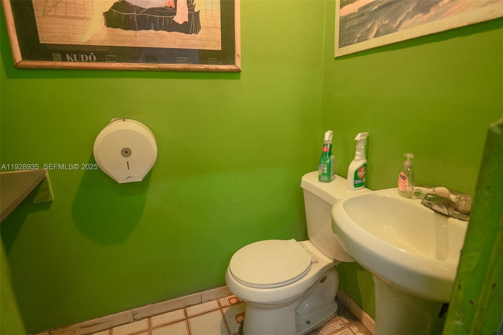 See details / sq. ft. $ 2025-12-11 0 Photo