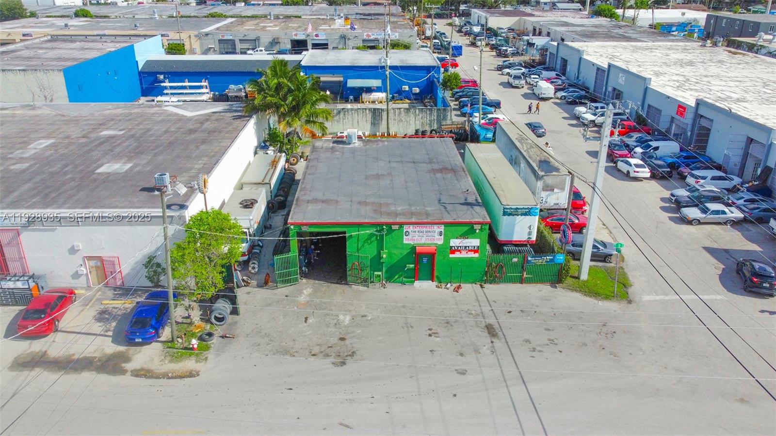 See details / sq. ft. $ 2025-12-11 0 Photo