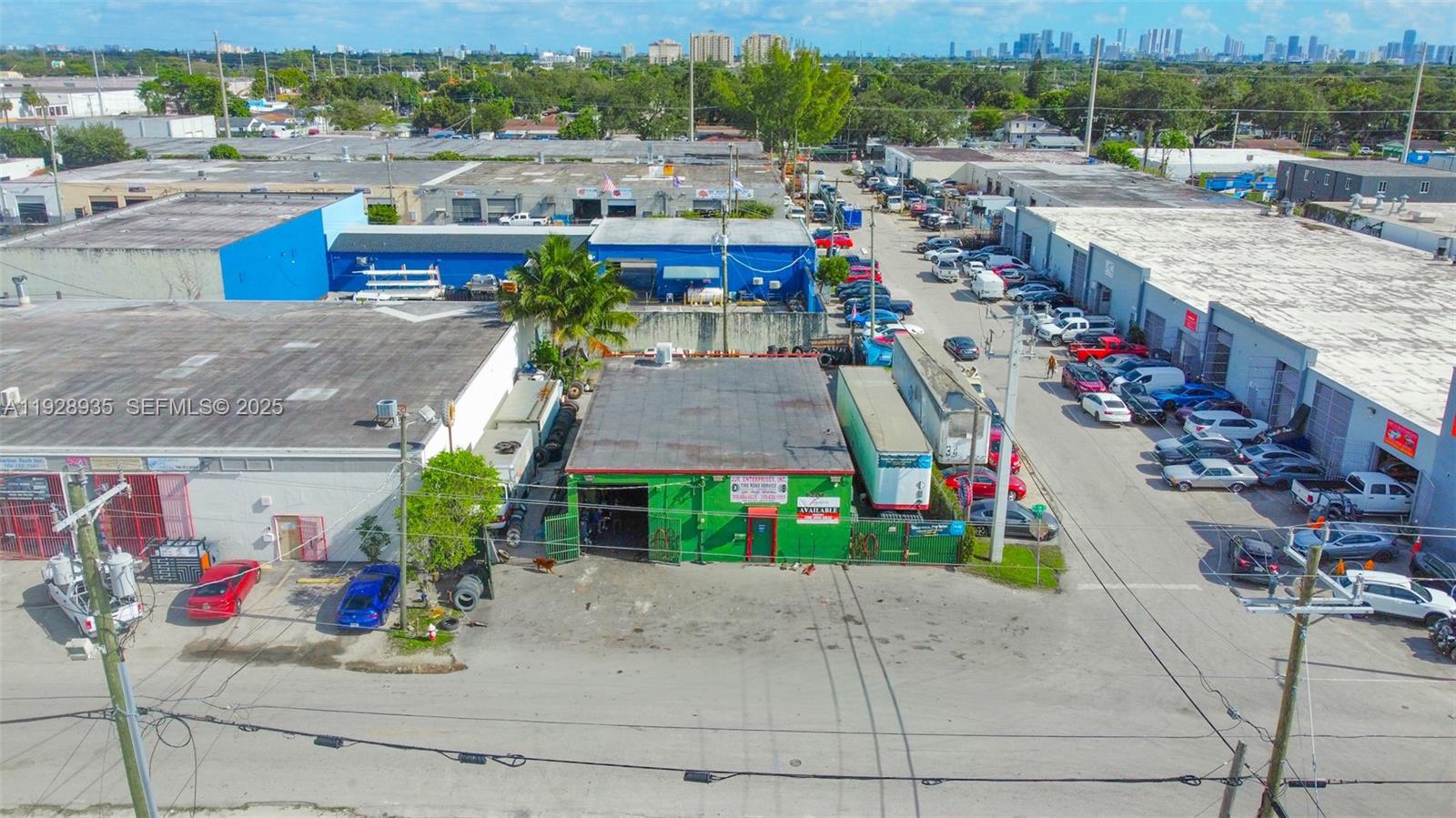 See details / sq. ft. $ 2025-12-11 0 Photo