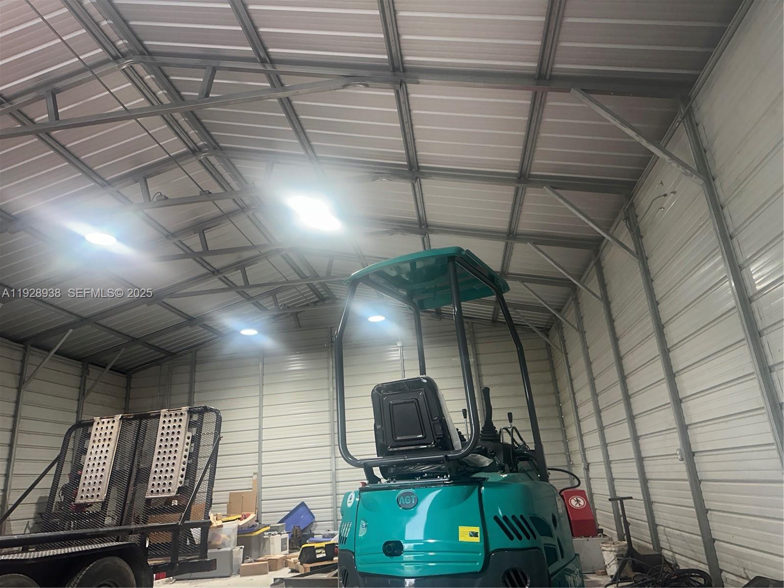 See details / sq. ft. $ 2025-12-11 0 Photo