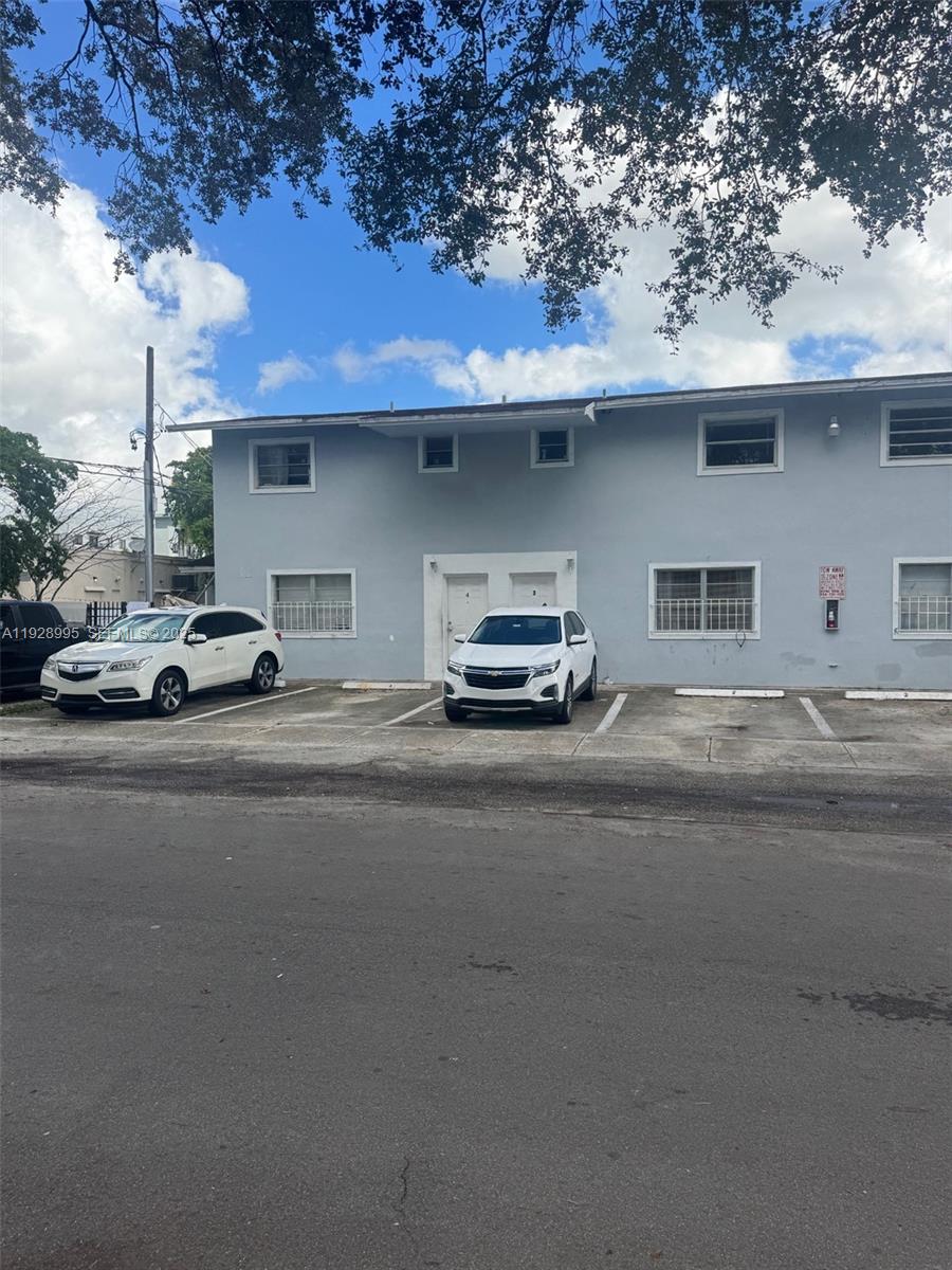   /  3387 sq. ft. $ 2025-12-11 0 Photo