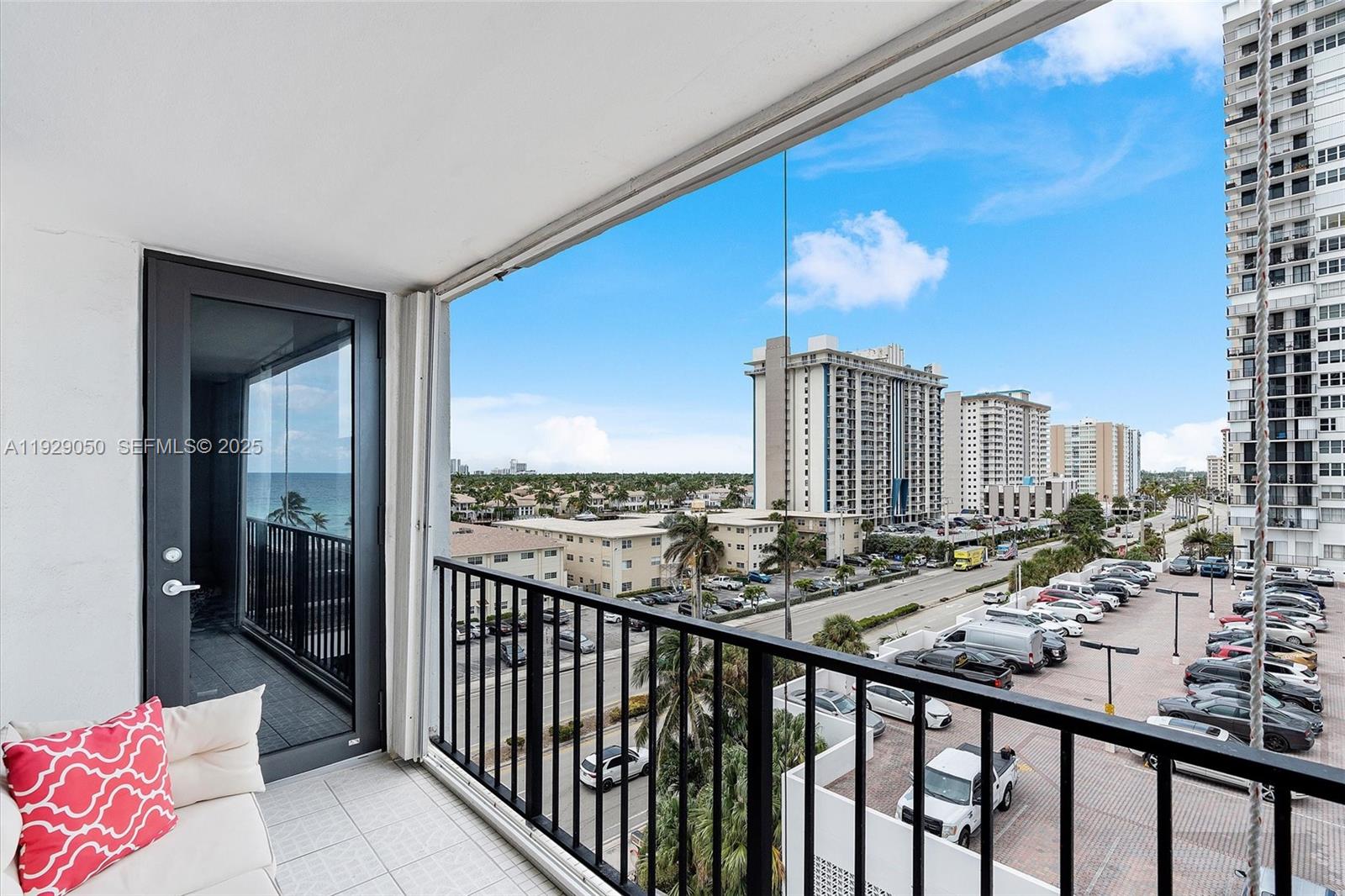 Photo of 2401 Ocean Dr  #605, Hollywood, Florida, 33019 - 