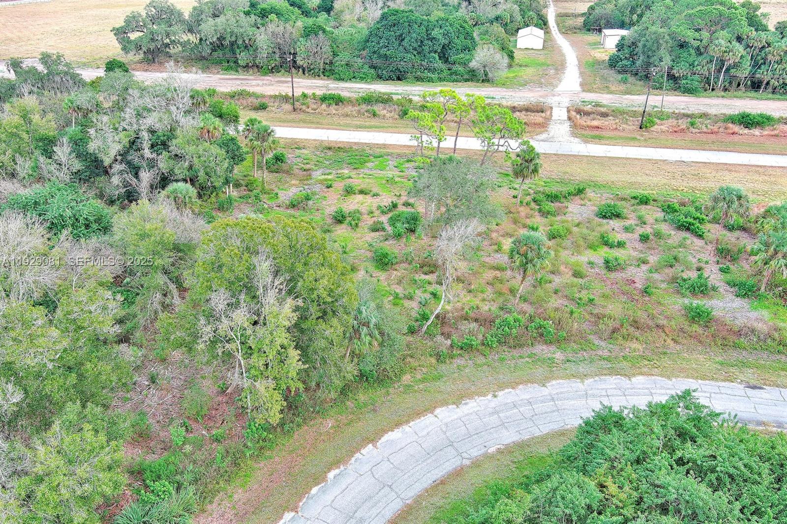 Подробнее / кв.футов $ 2025-12-11 0 Фото