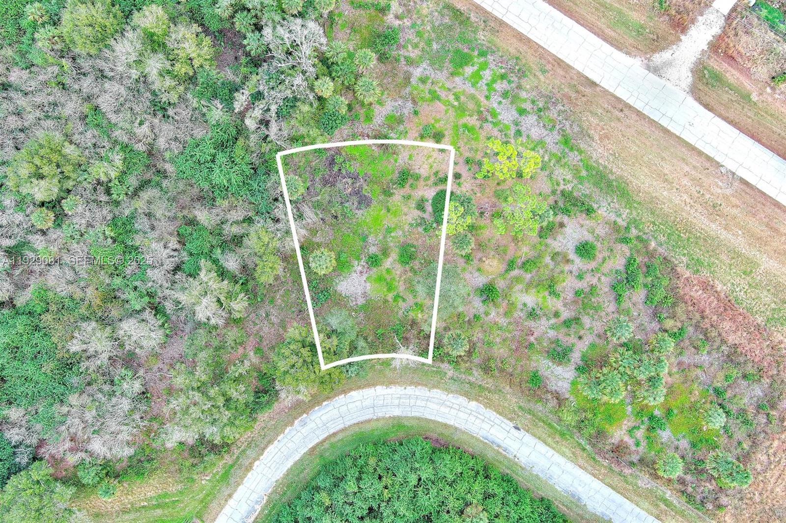 Подробнее / кв.футов $ 2025-12-11 0 Фото