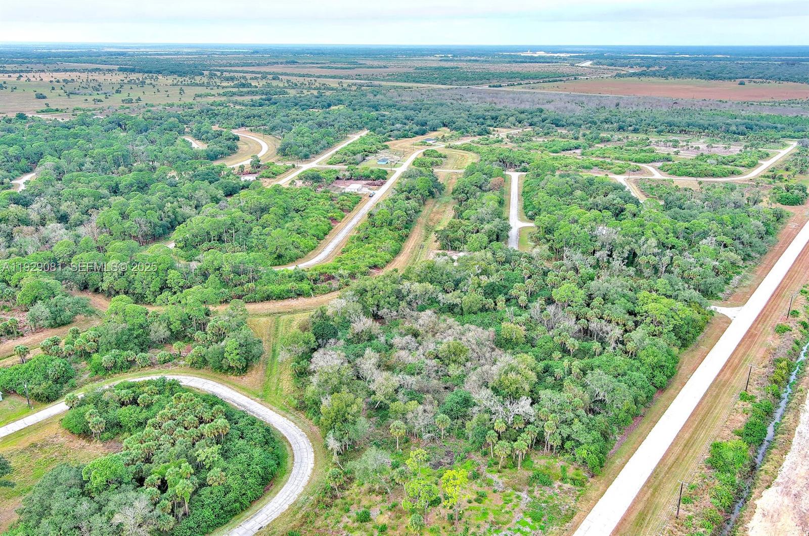 Подробнее / кв.футов $ 2025-12-11 0 Фото