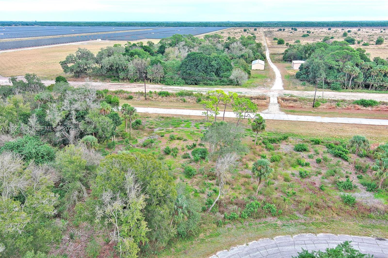 Подробнее / кв.футов $ 2025-12-11 0 Фото